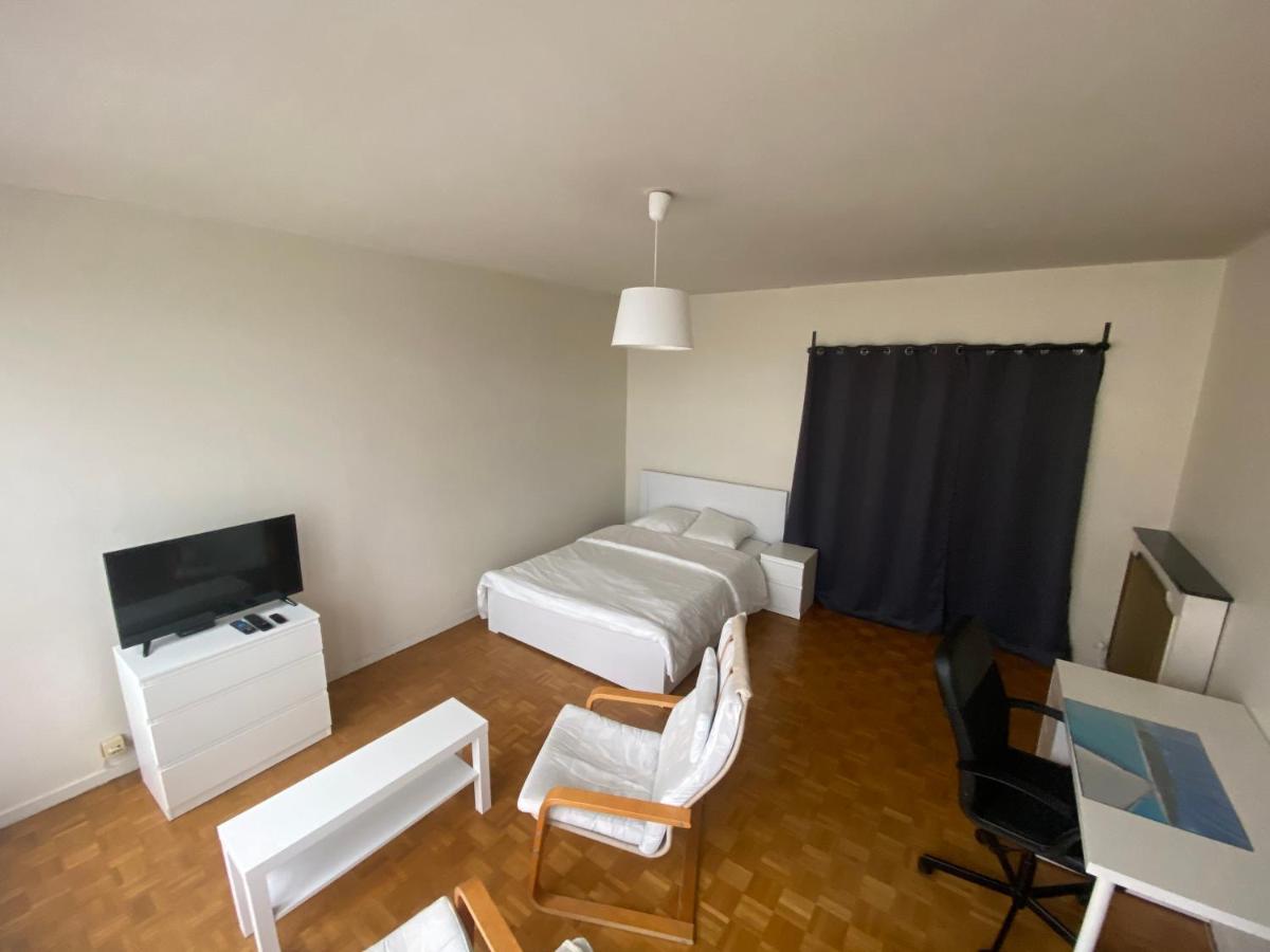 Chambre Deluxe Ле-Ман Екстер'єр фото